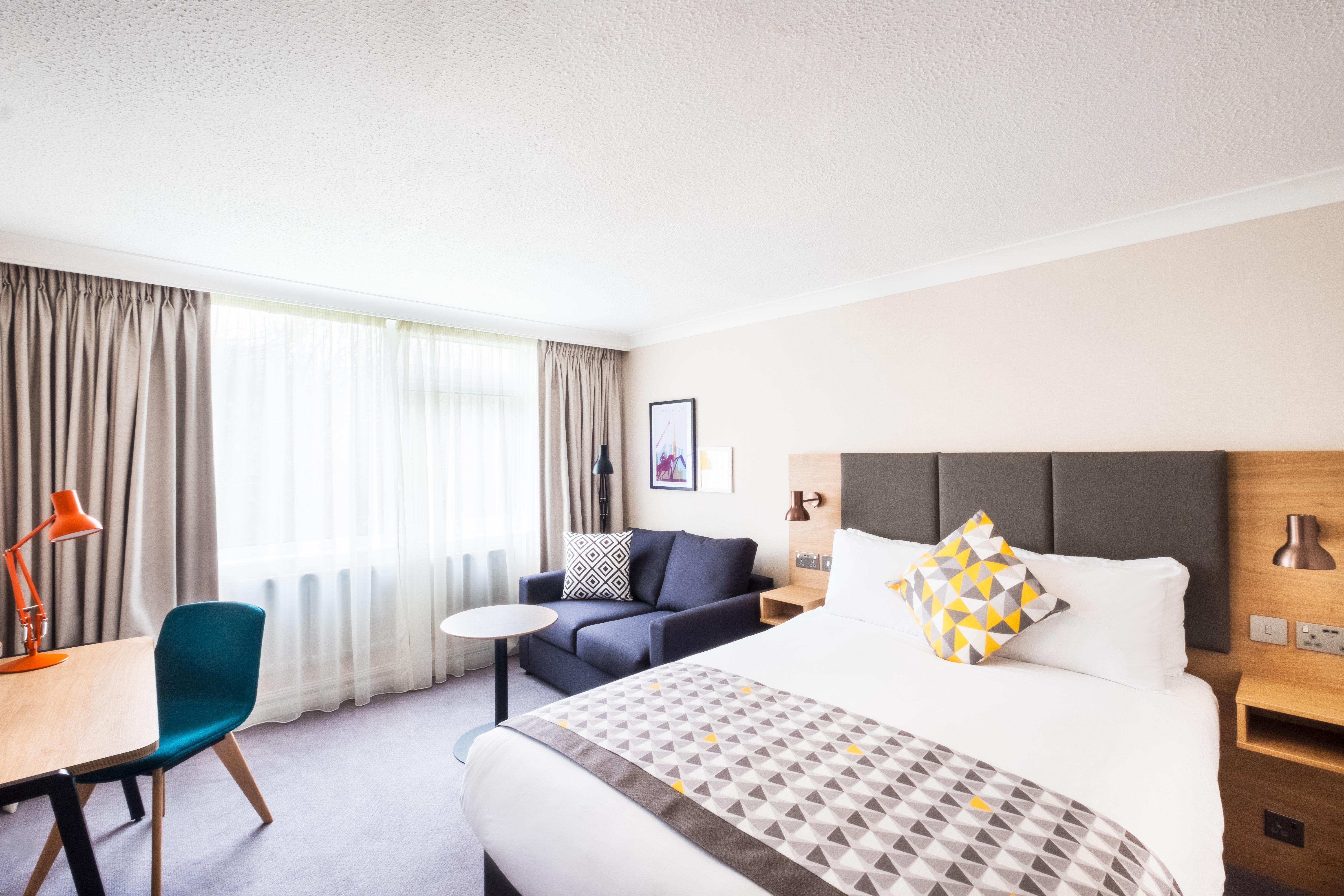 Holiday Inn Reading South M4 Jct 11 By Ihg Exterior photo