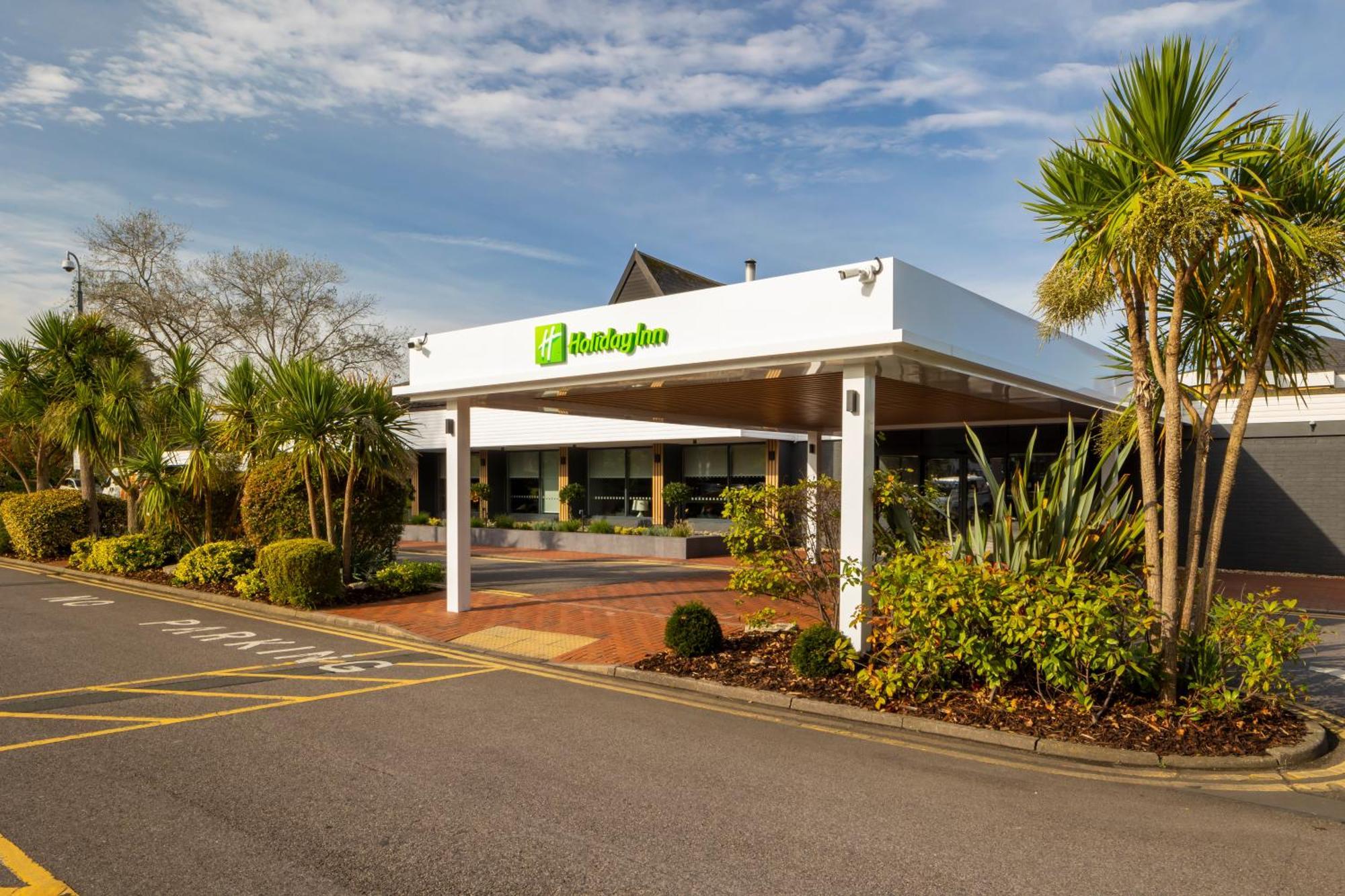 Holiday Inn Reading South M4 Jct 11 By Ihg Exterior photo