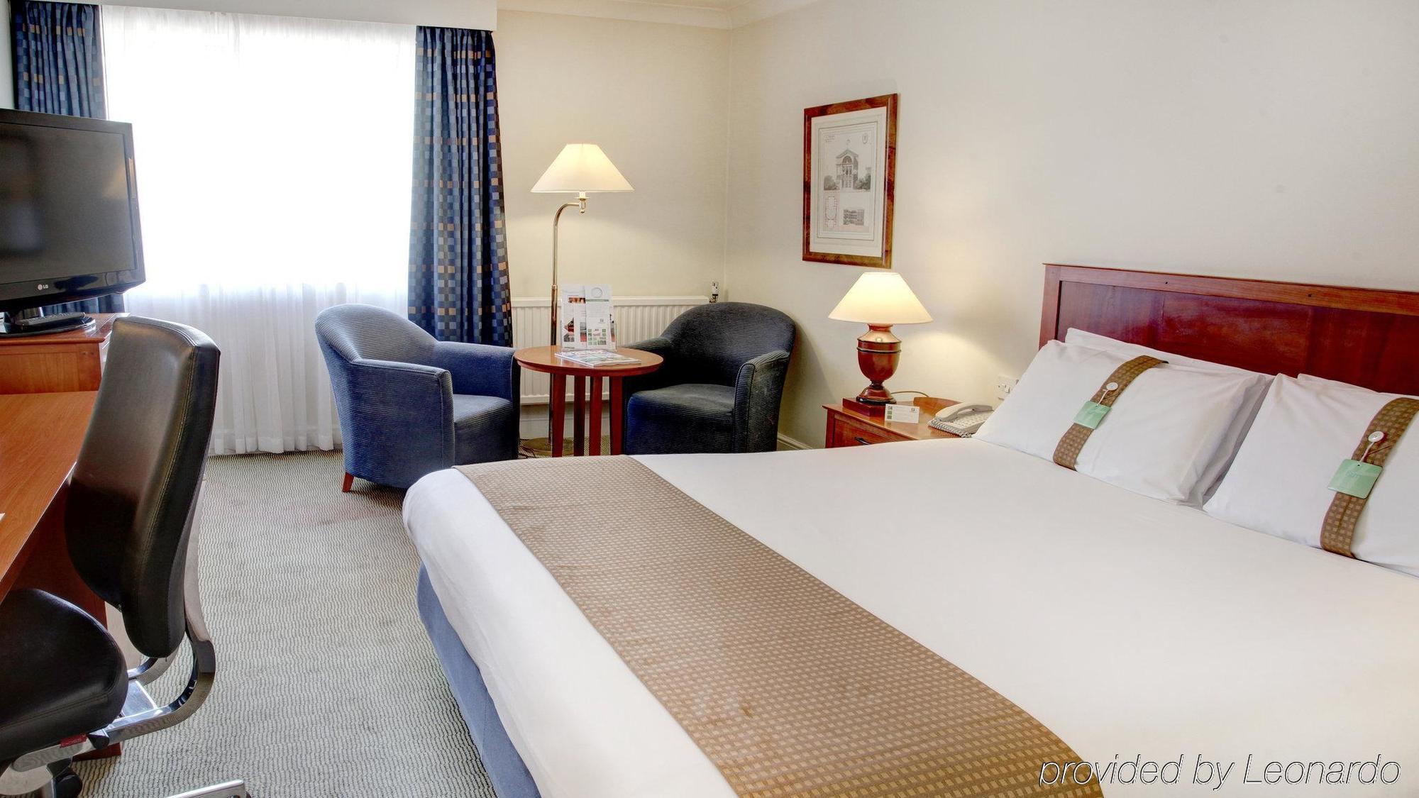 Holiday Inn Reading South M4 Jct 11 By Ihg Exterior photo